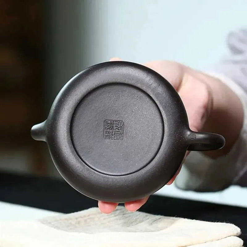 Teapots Yixing Tea Pot Purple Clay Spoon Chinese Famous Handmade Tea Pot Set Tea Set Customized Tea Set Gift 160ml y240703