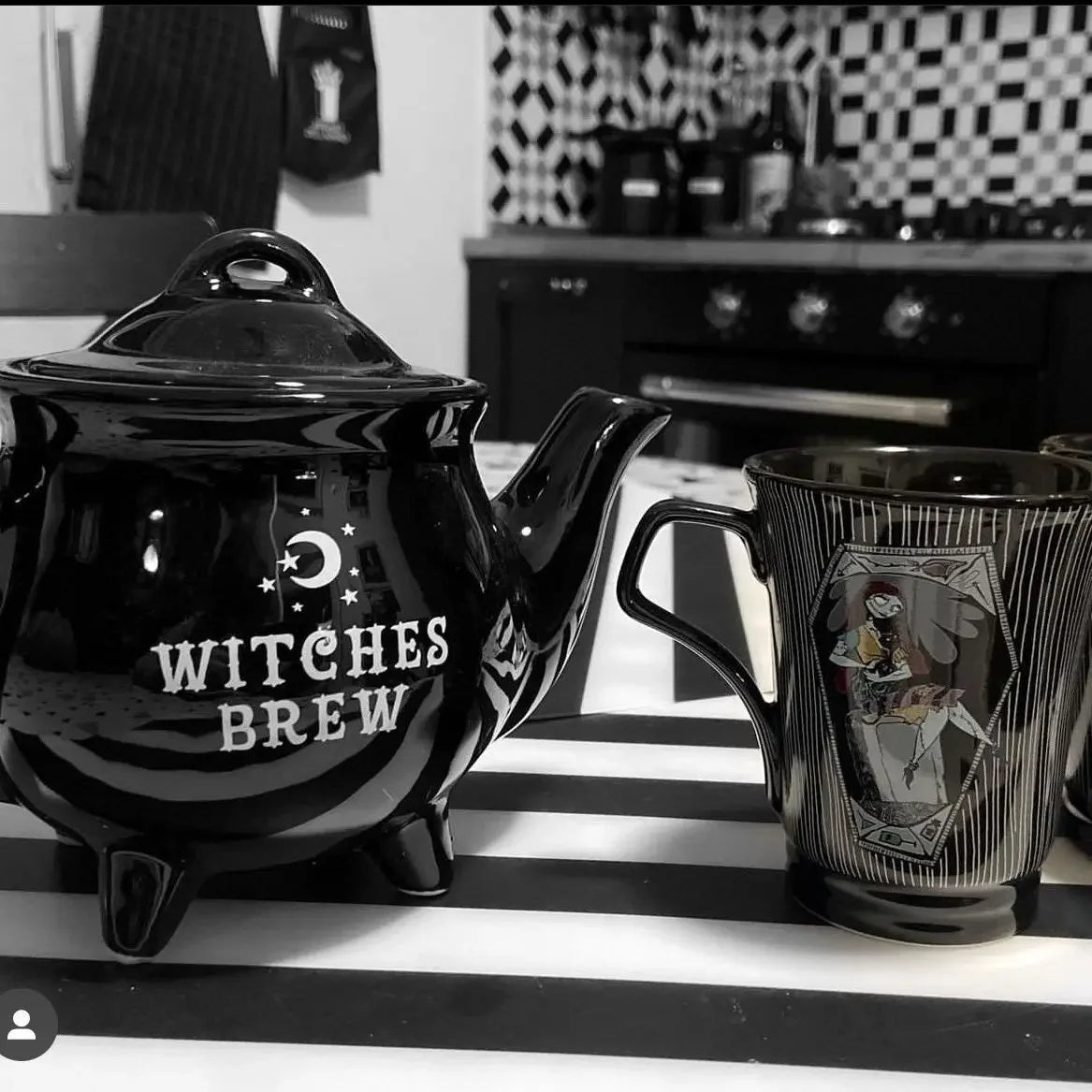 Black Ceramic Tea Pot, Witches Brew Teapot