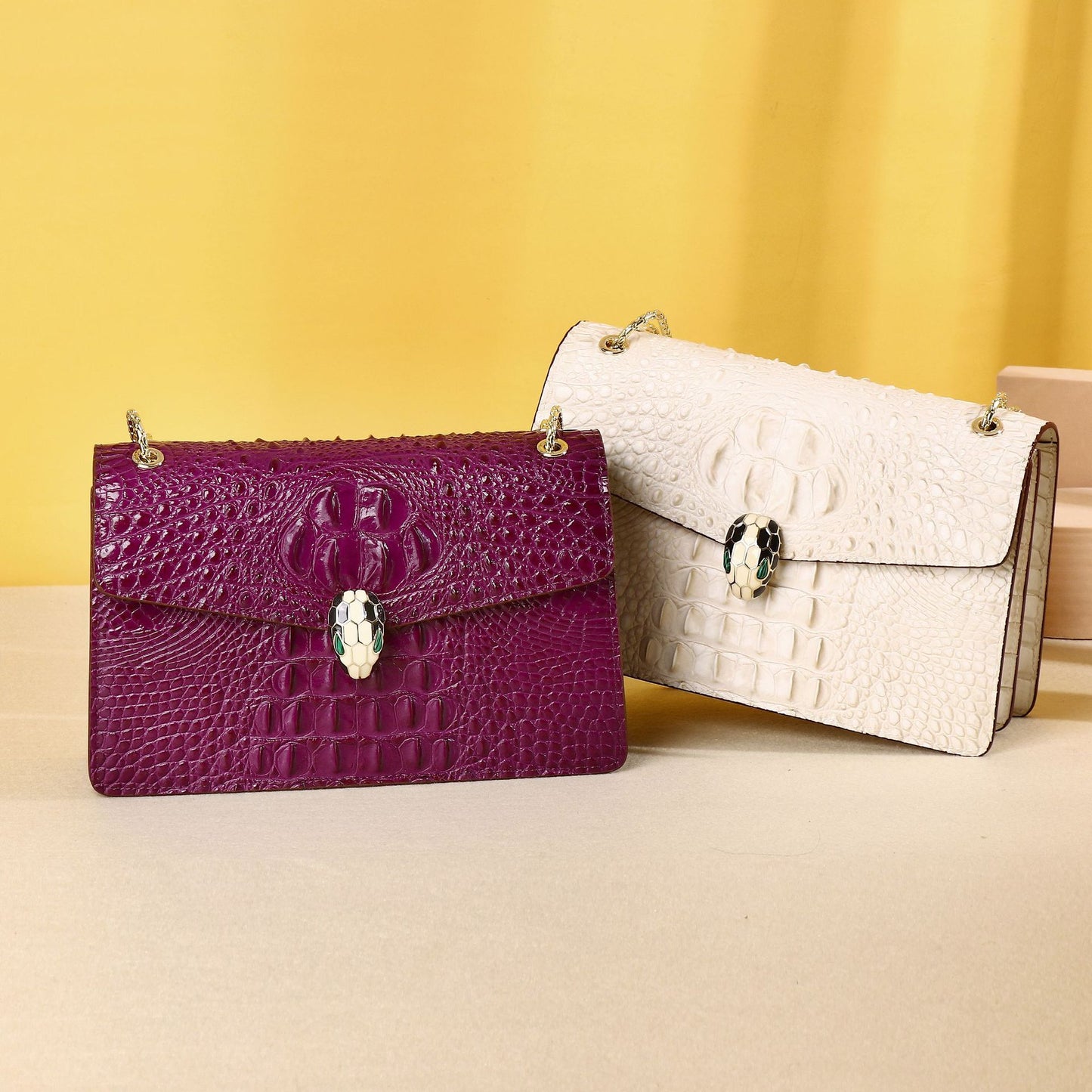 New Arrival Croc-Effect Small Square Bag for Women, A Light Luxury Shoulder Crossbody Handbag with Versatile Fashionable Design