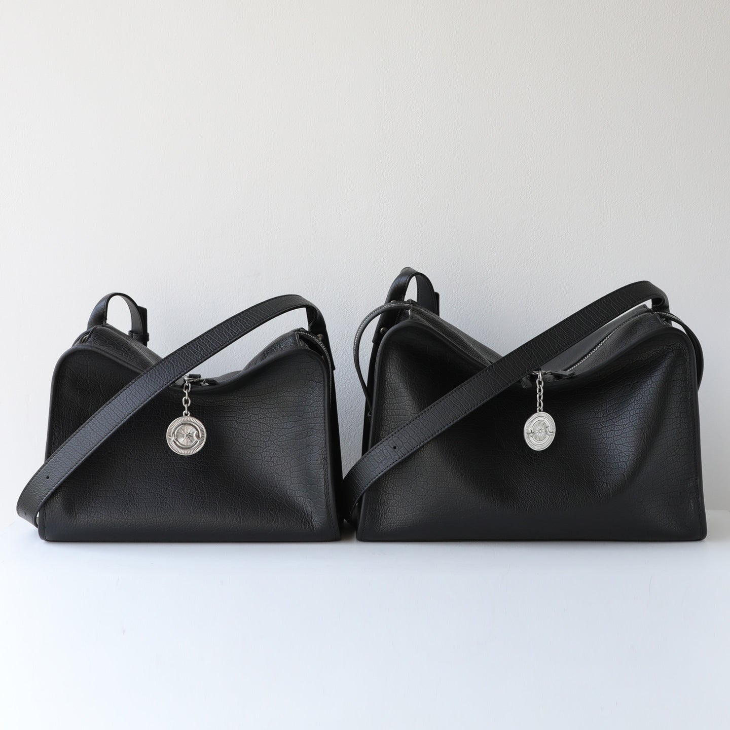 Soft Top Layer Cowhide Tote Bag for Women Large Capacity Commuter Shoulder Handbag, Premium Genuine Leather Purse with Luxurious Feel