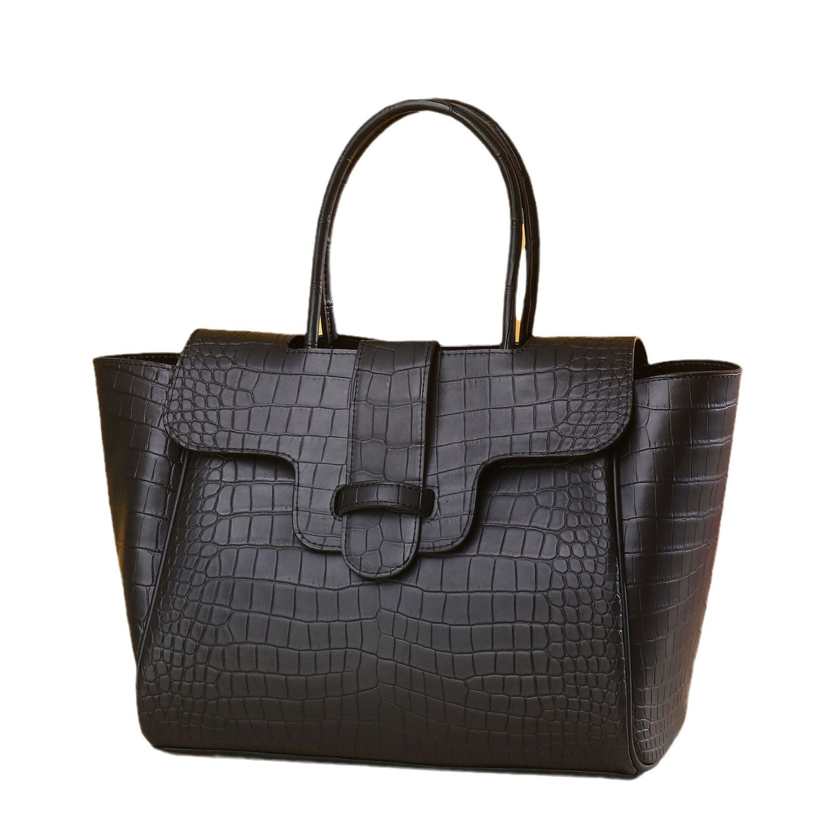 New Arrival Matte Black Croc-Effect Classic Handbag for Women, A Large Capacity Top-Handle Shoulder Crossbody Bag with Premium Design