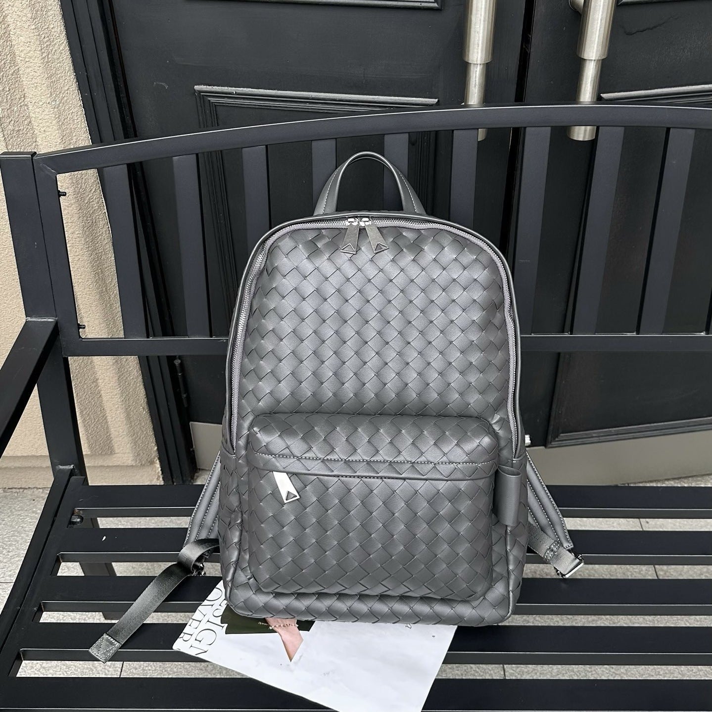 Woven backpack, first layer cowhide leather, business travel commuting large-capacity computer bag, high-end sense, the same travel bag for men and women