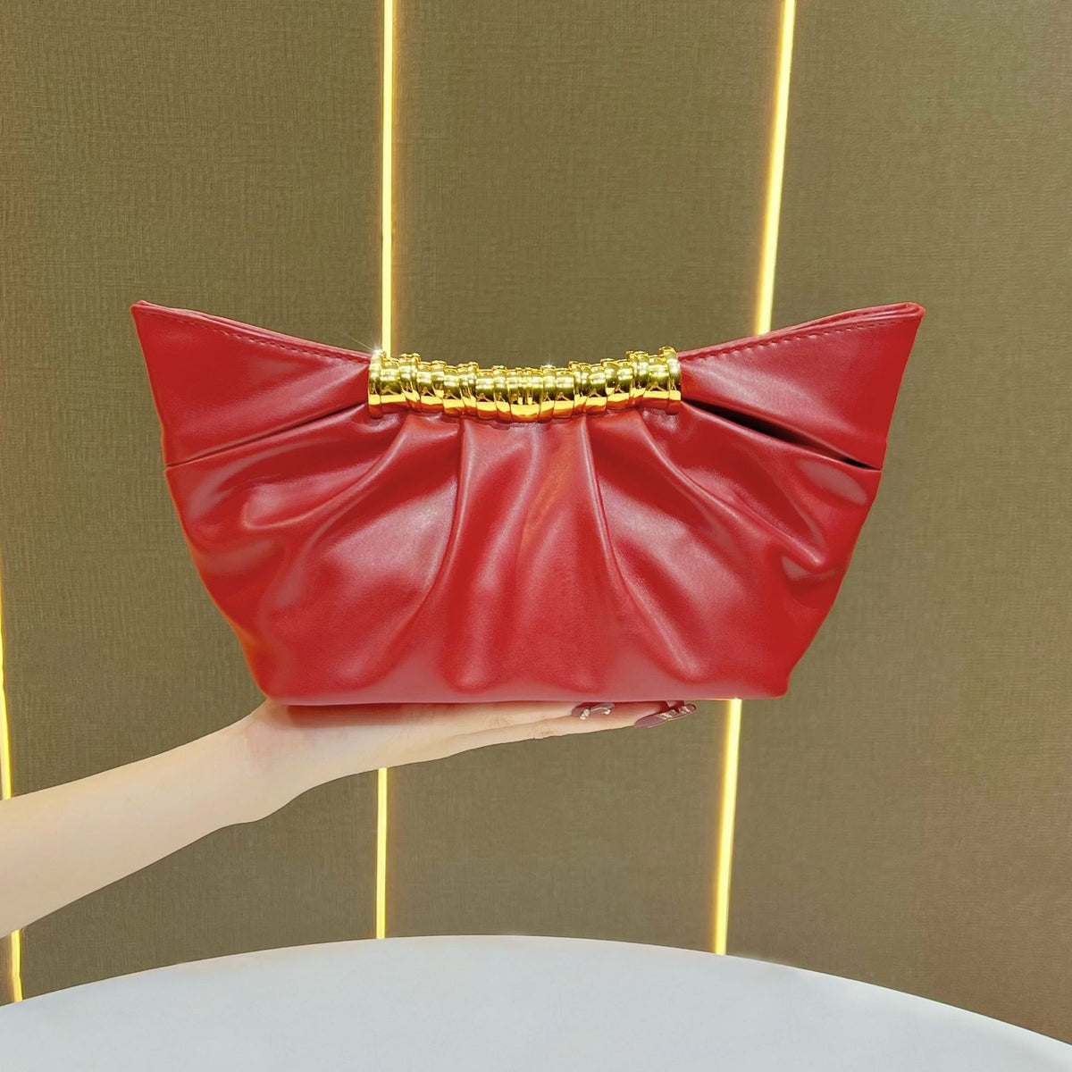 New Arrival Pleated Evening Clutch for Women, Minimalist Versatile Crossbody Purse with Elegant Pearl Accents, A Sophisticated Handbag for Wedding Banquet & Party