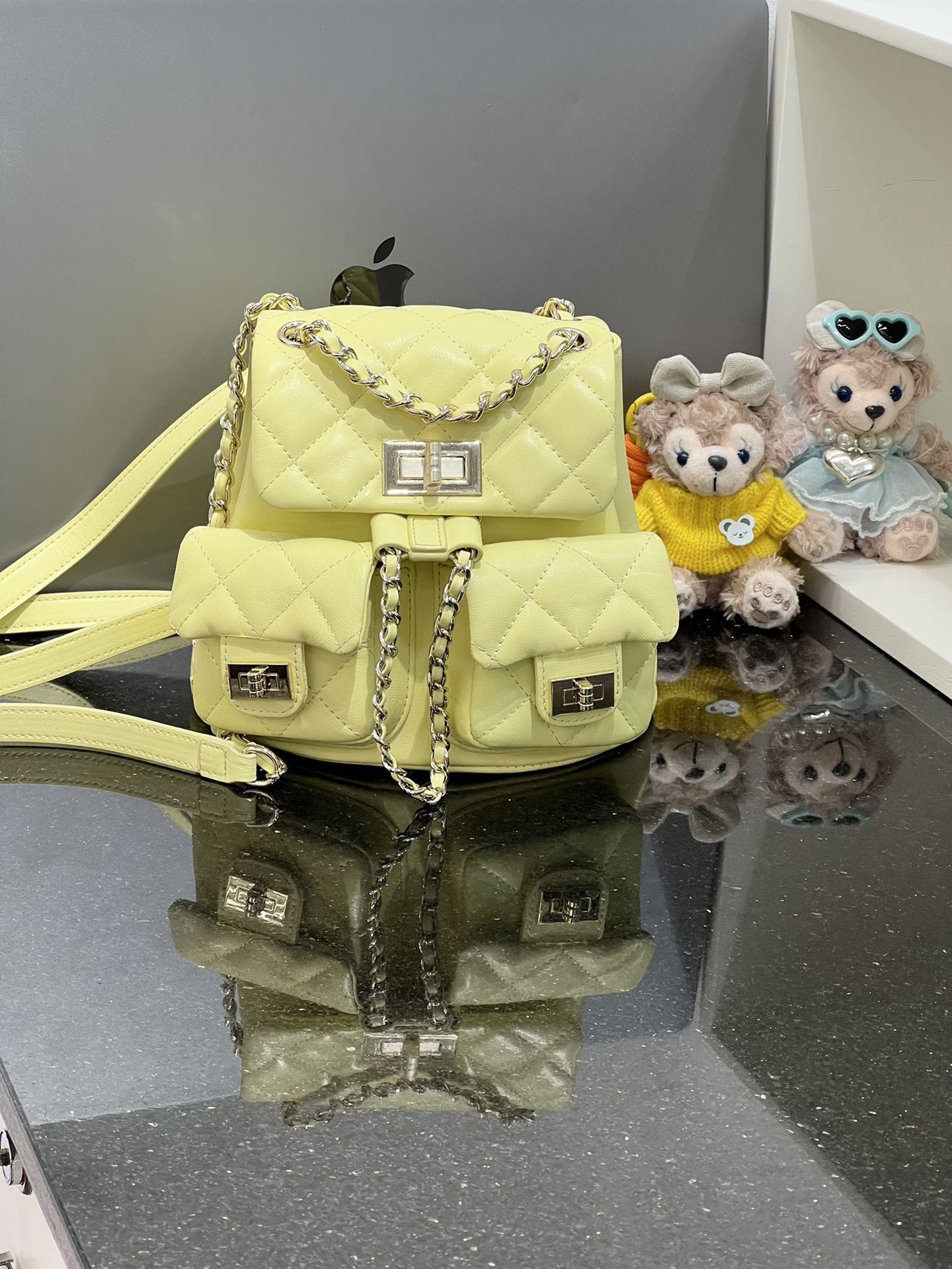 Genuine Leather Chain Backpack for Women, Fashionable Premium Shoulder Bag, Niche Designer Double Backpack for Ladies