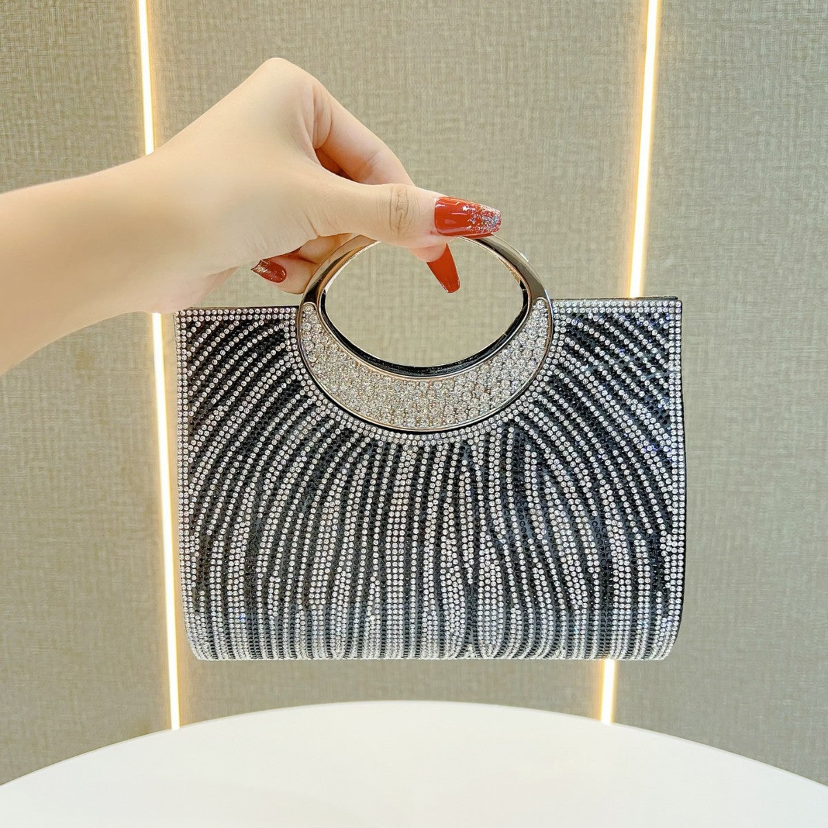Dazzling Rhinestone Embellished Evening Bag for Women, A Sparkly Top-Handle Crossbody Shoulder Handbag Perfect for Wedding Bridesmaid Banquets & Formal Dresses