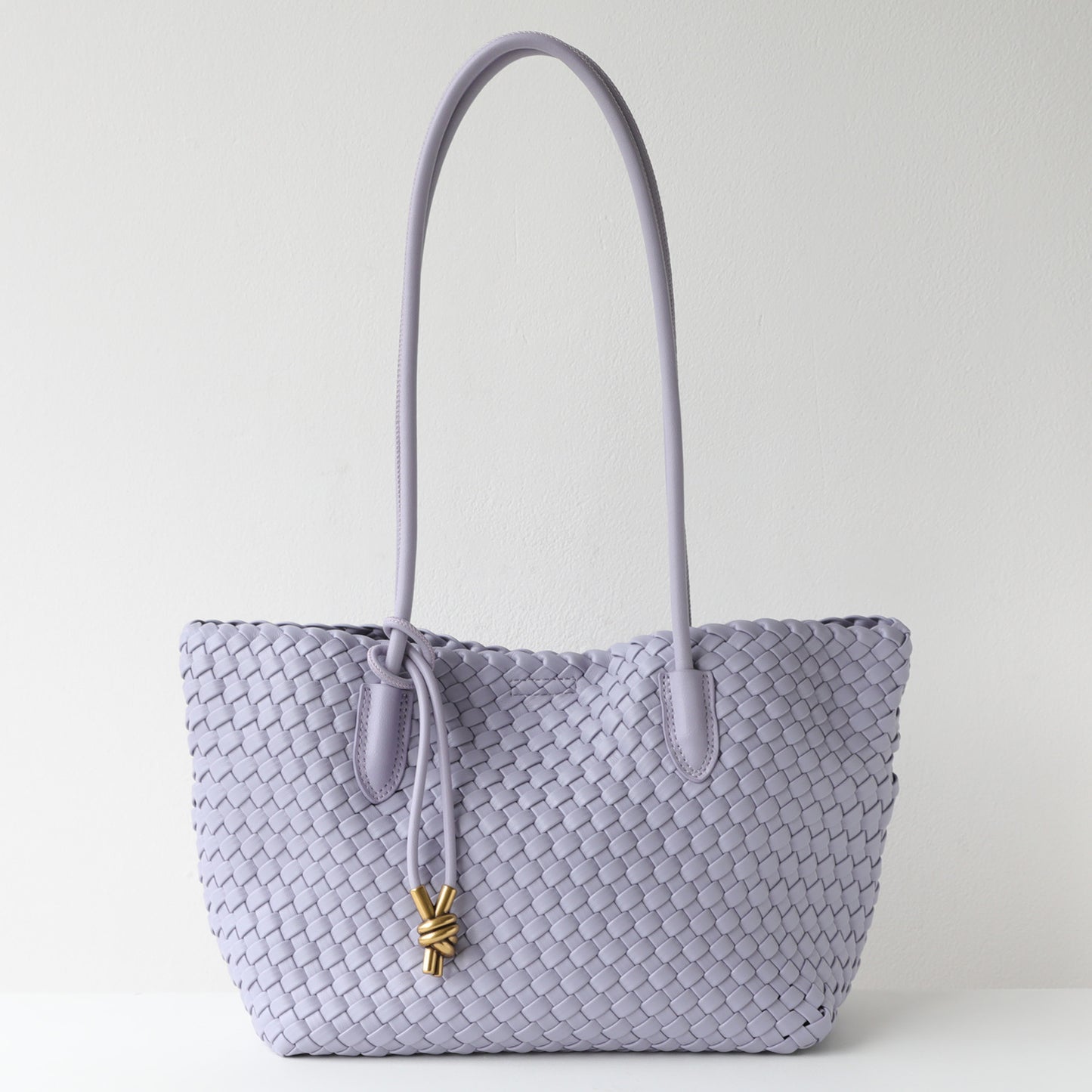 Woven Tote Bag for Women Slouchy Premium Large Capacity Shoulder Handbag, Minimalist Versatile Commuter Purse with Relaxed Elegance