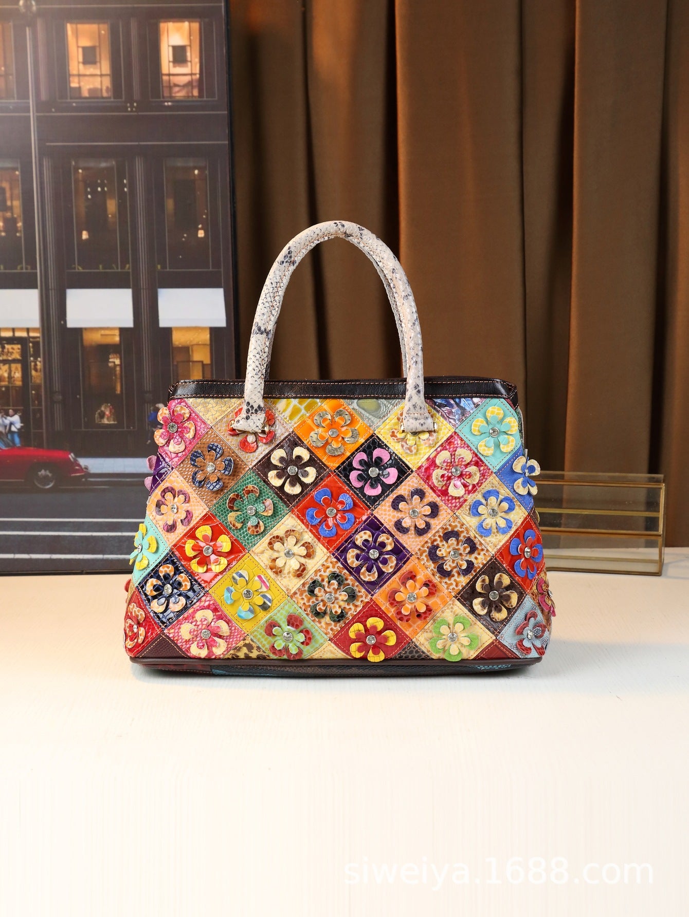 New Arrival Floral Color-Blocked Handbag for Women, A Trendy Top-Handle Crossbody Shoulder Bag with Versatile Fashionable Design, Perfect Everyday Purse