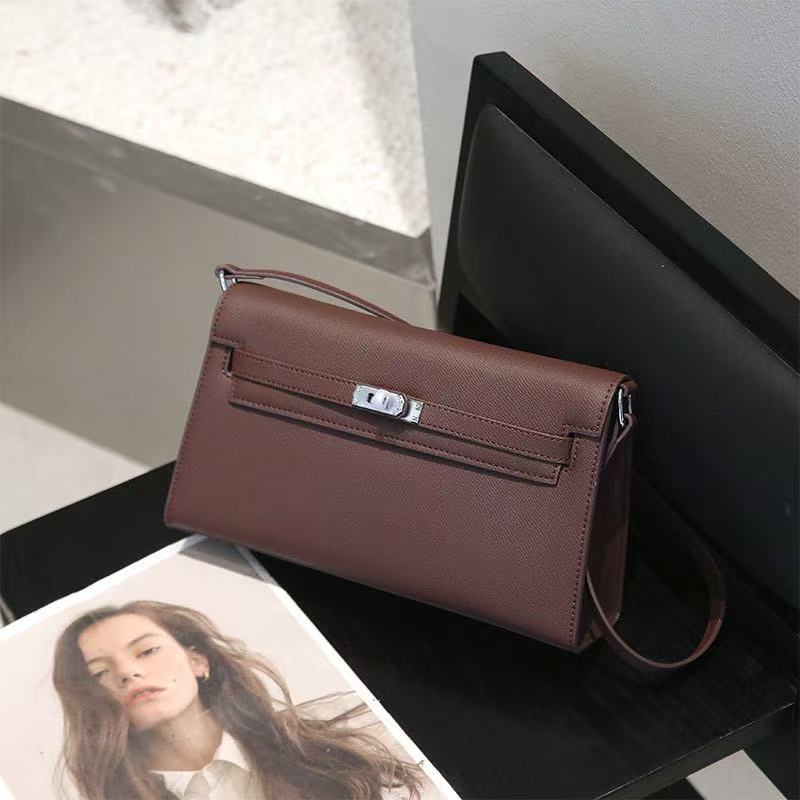 Premium Mini Genuine Leather Crossbody Bag, Designer-Inspired Turn-Lock Clutch with Palm Grain Texture, Chic Shoulder Purse with Removable Strap for Casual or Evening Use