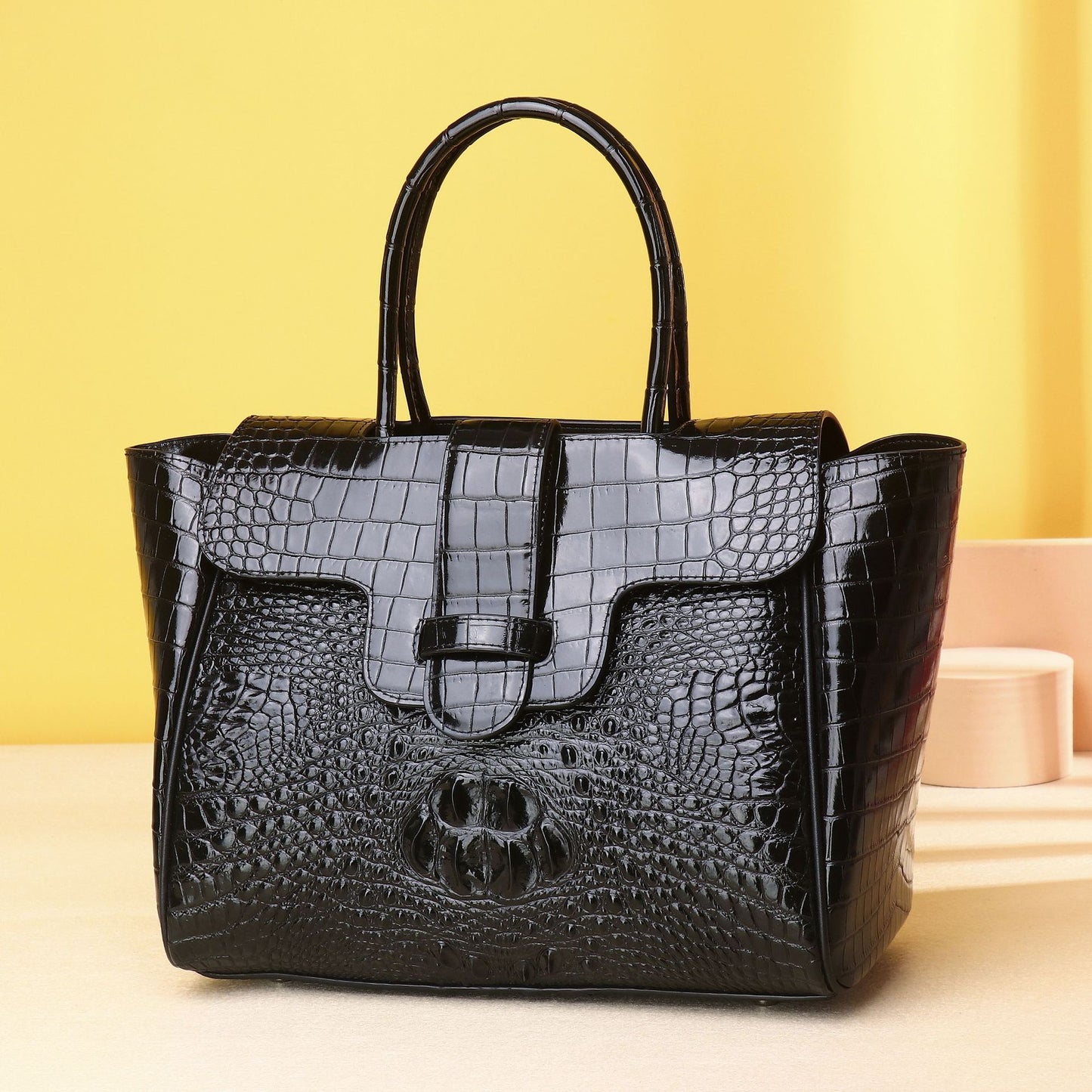 New Arrival Croc-Effect Large Capacity Tote Bag for Women, A Classic High-End Shoulder Crossbody Handbag with Premium Sophisticated Design