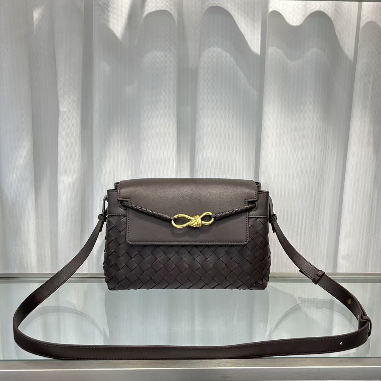 Genuine Leather Andiamo Medium Woven Bag for Men and Women, New Premium Top Handle Shoulder Briefcase Handbag, Versatile Unisex Briefcase for Ladies and Gentlemen