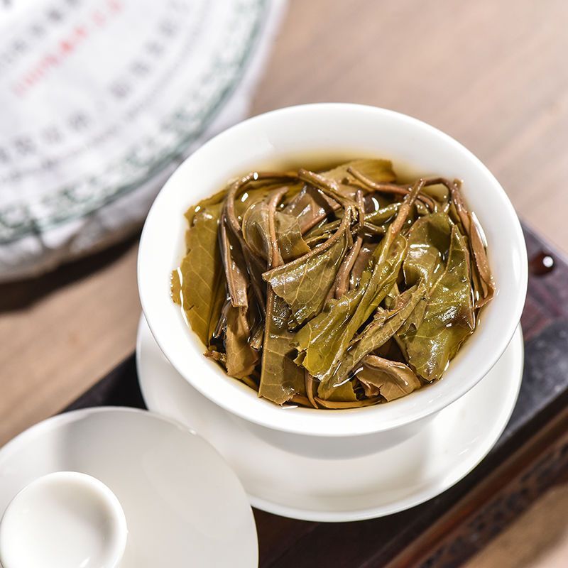 2015 Lao Ban Zhang Raw Tea Cake Yunnan Pu'er Tea Qizi Cake Tea Old Tree Tea 357g