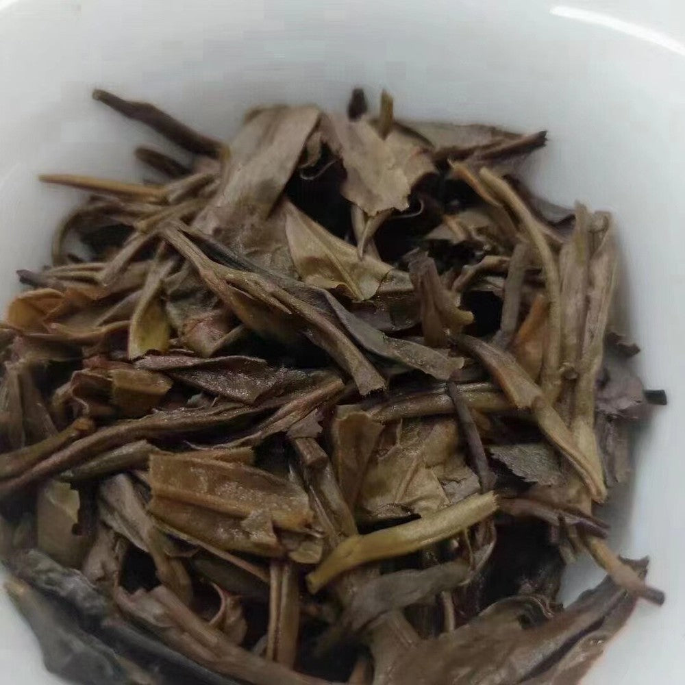 357g Yunnan Aged Pu'er Tea 1992 Old Puerh Raw Tea Cake Premium Raw Pu-erh Tea