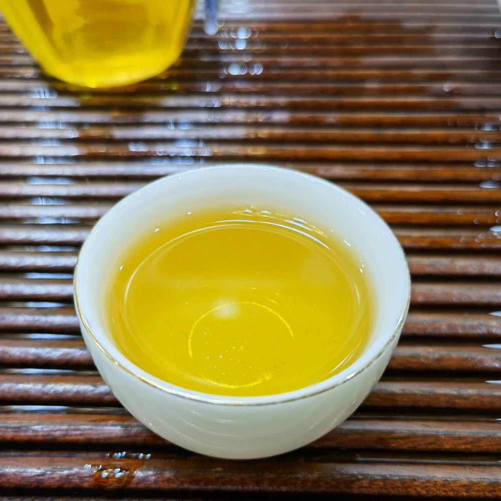 250g Puerh Raw Tea Bulang Golden Leaf Pu-erh Tea Brick Menghai Pu'er Green Tea