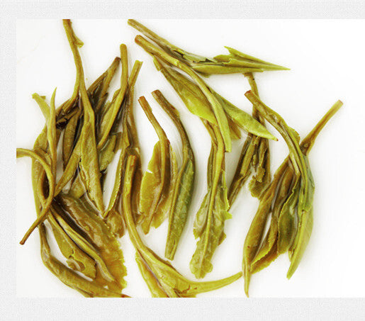 Refine Anhui Green Tea Superior Tasty Huangshan Maofeng Tea Natural Tea