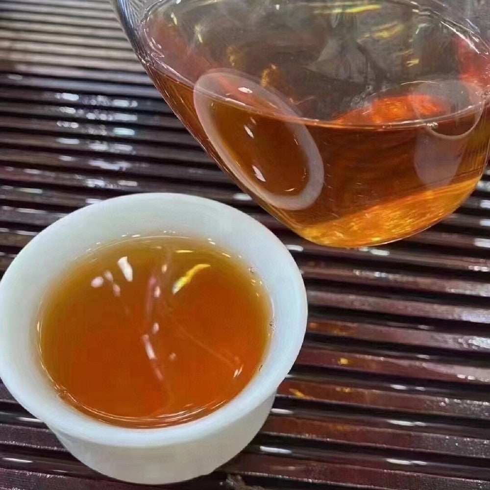 357g Yunnan Aged Pu-erh Raw Tea Cake 2006 Old Pu'er Tea Authentic Puerh Cake Tea
