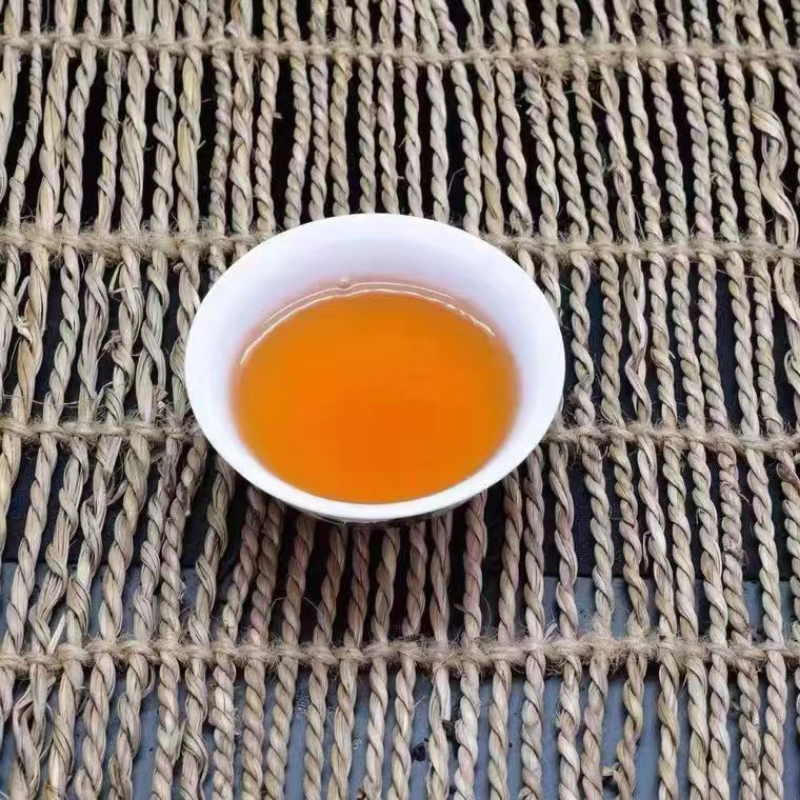 357g Yunnan Pu-erh Tea 2016 Bangzhang Tea King Old Puerh Raw Tea Cake Pu'er Tea