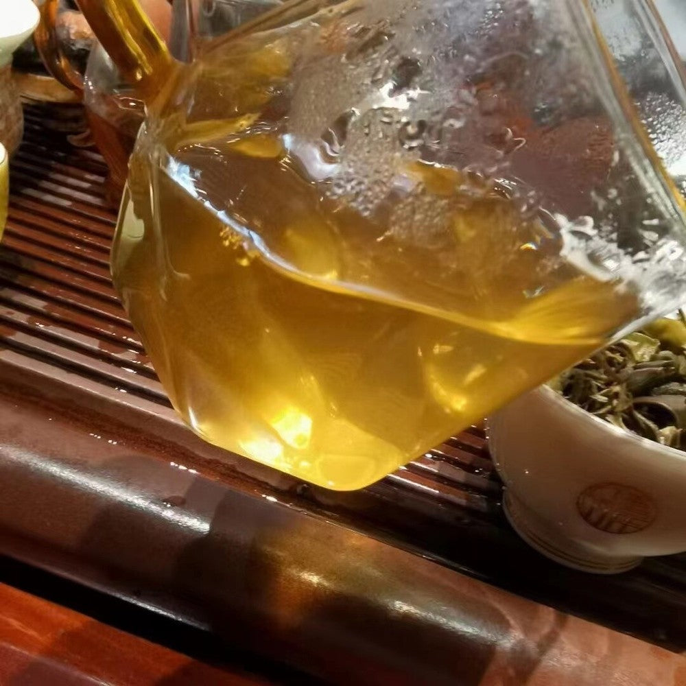 357g Yunnan Raw Pu'er Tea 2015 Huazhuliangzi Aged Pu-erh Raw Tea Cake Puerh Tea