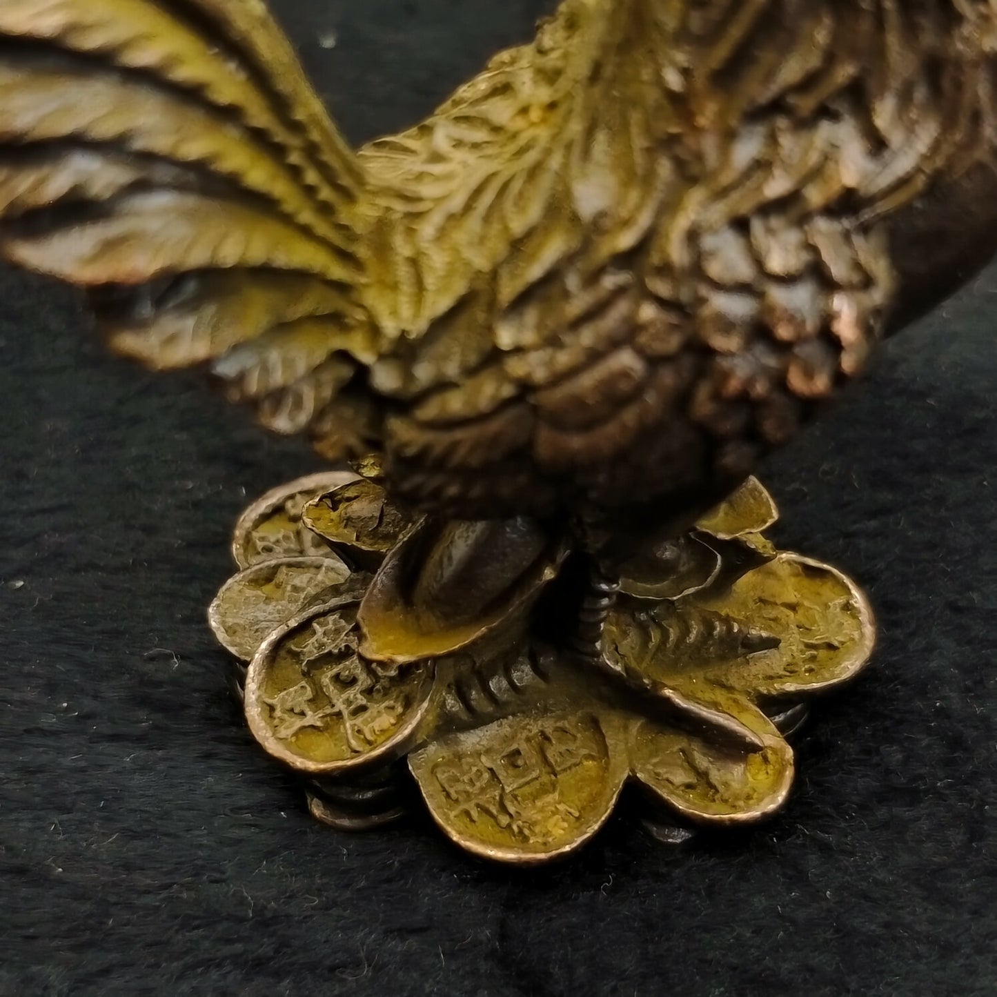 Antique Bronze Money Chicken Tea Pet Statue Ornament Chinese