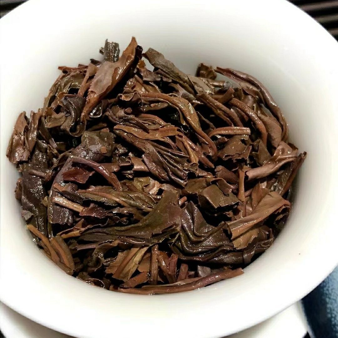 2004 Haiwan Aged Puer Cake Tea Puerh Raw Wild Tea Yunnan Pu-erh Tea 357g Raw