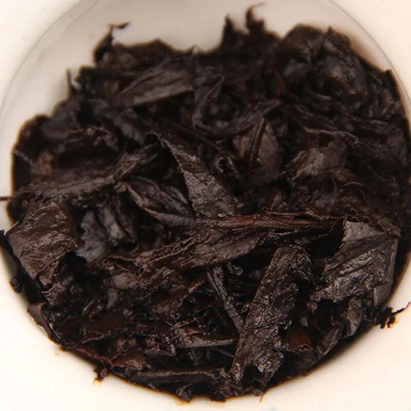 New Cooked Pu'er tea Pu'er tea ancient sweet dark red Pu'er tea 357g