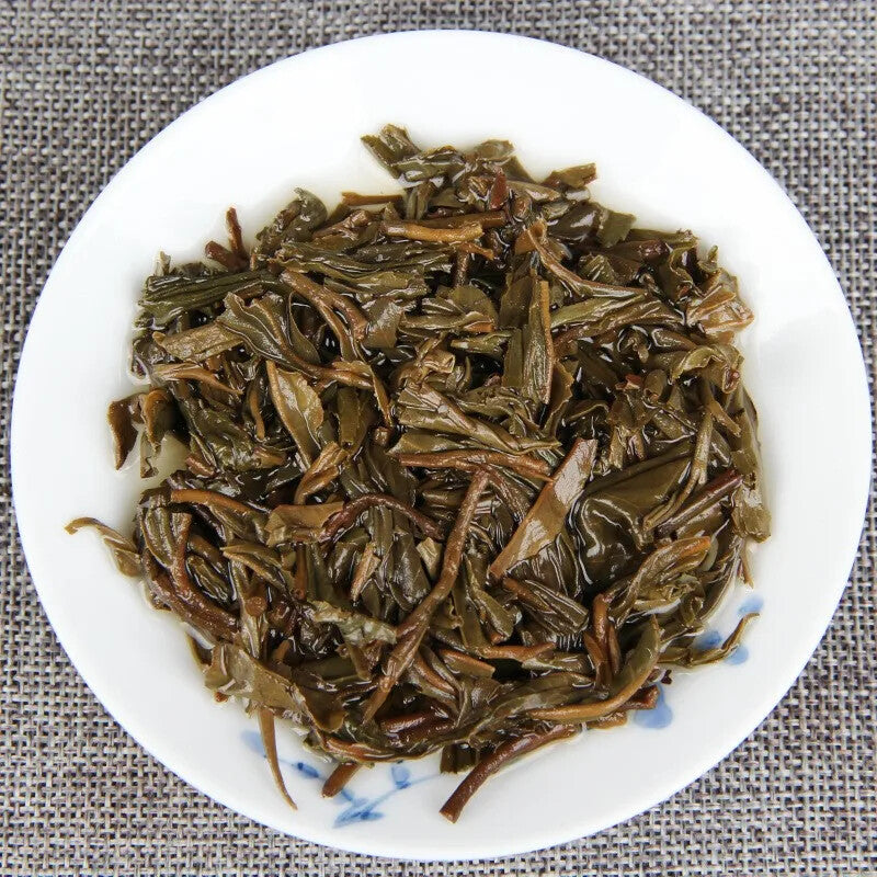 2005 Yunnan Pu'er Tea Early Spring Raw Puer Yinhao Old Tea Qizi Cake Tea 400g