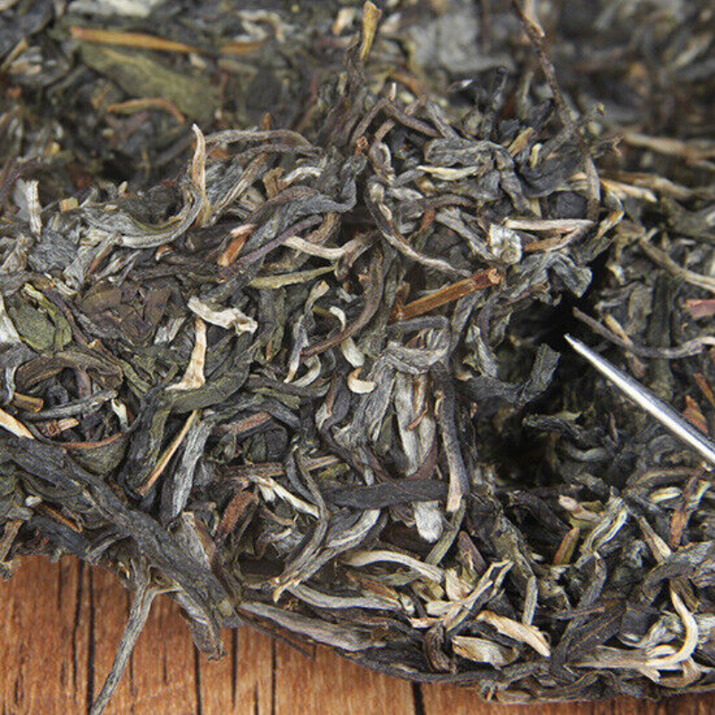 Menghai Bada Mountain Arbor Tea 357g Green Tea Yunnan Pu'er Tea Cha Tea Cake