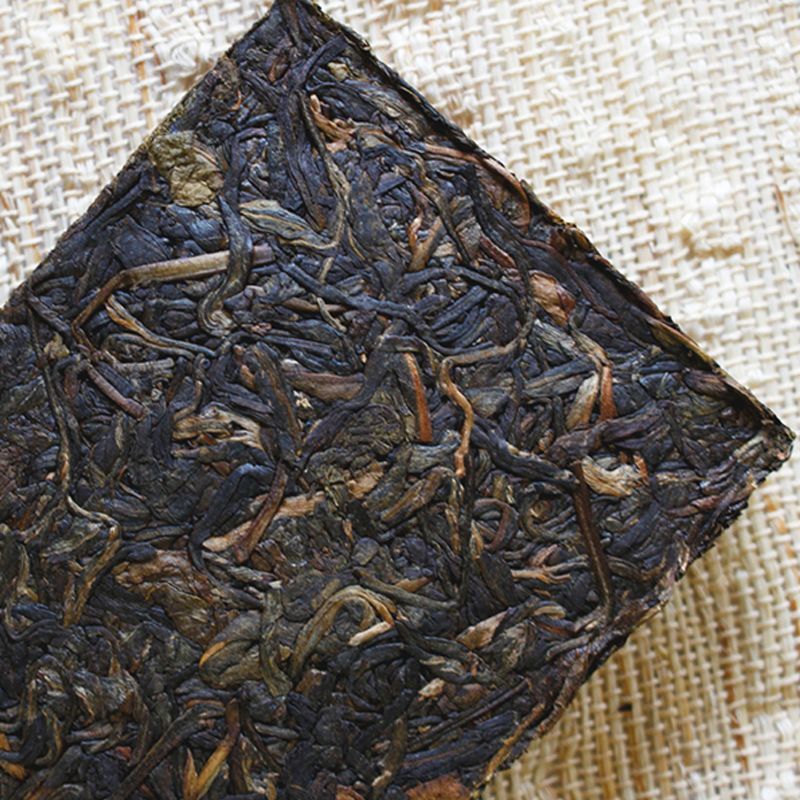 Yunnan Puerh Tea Raw Tea Brick Tea Yiwu Scrape Wind Zhai 250g Tea