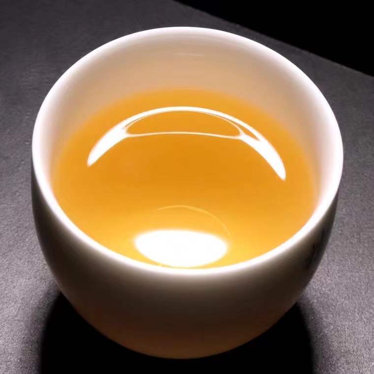 2012 Iceland Ancient Tree Raw Brick Tea Yunnan Qizi Cake Pu'er Tea 357g