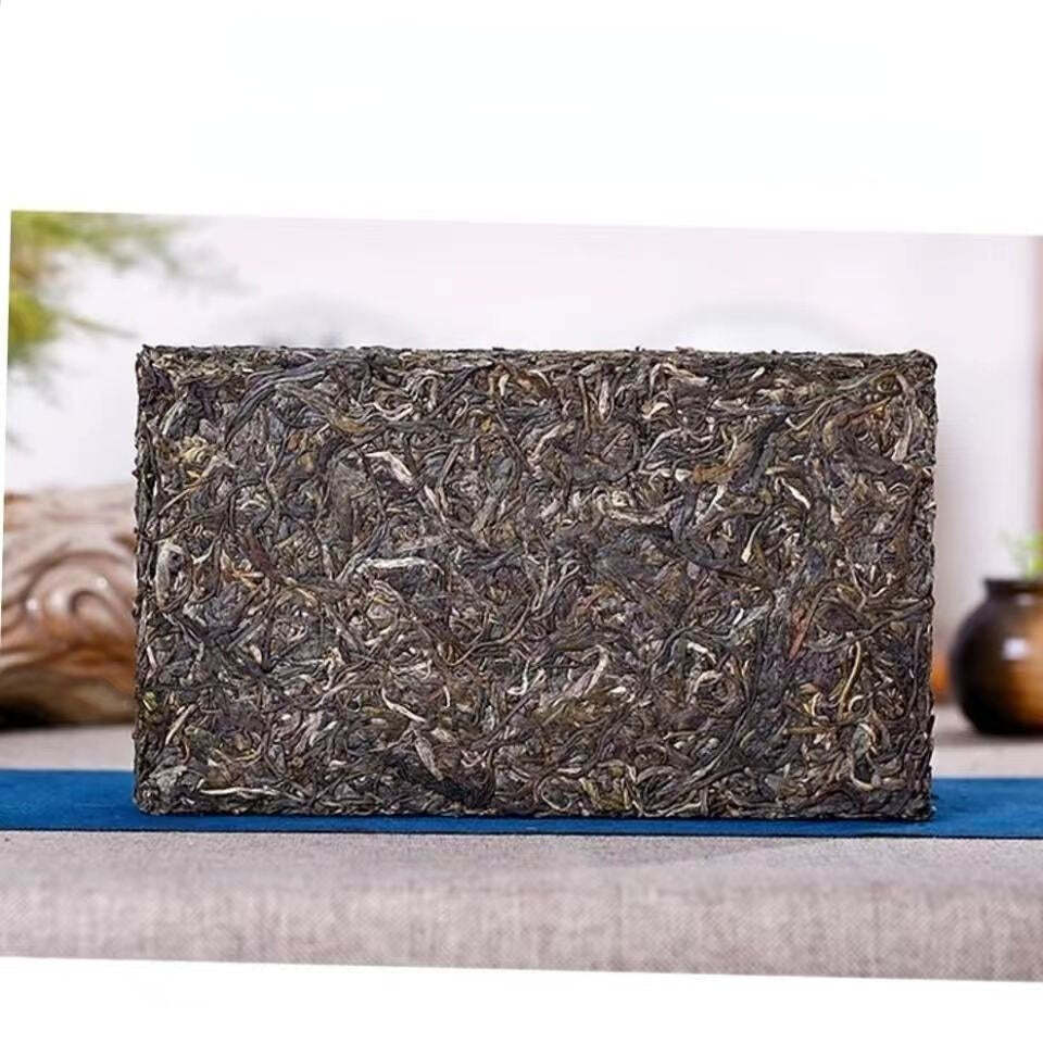 250g Yunnan Banzhang Ecological Puerh Raw Tea Brick Aged Tree Pu-erh Green Tea