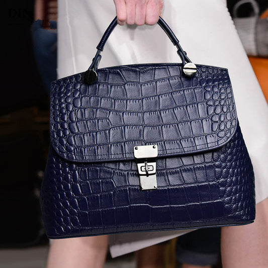 New Arrival Croc-Effect Genuine Leather Bag for Women, A Large Capacity Shoulder Crossbody Top-Handle Handbag with Fashionable Design