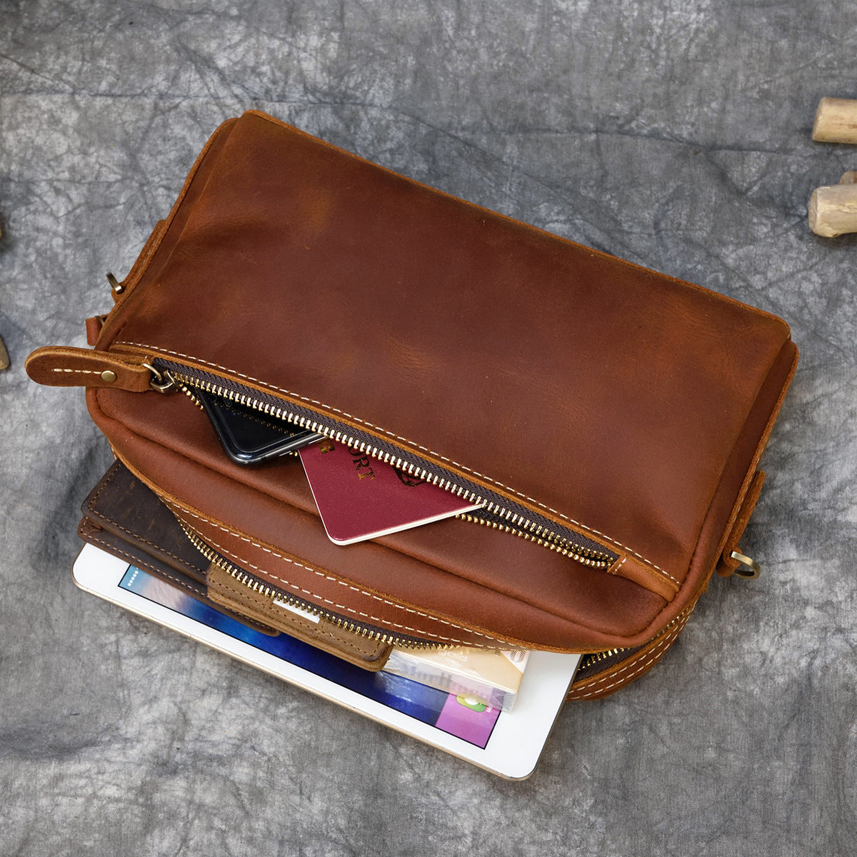 Genuine Crazy Horse Cowhide Clutch Bag for Men and Women, Vintage Storage Pouch, Top Layer Leather Shoulder Crossbody Purse for Ladies and Gentlemen