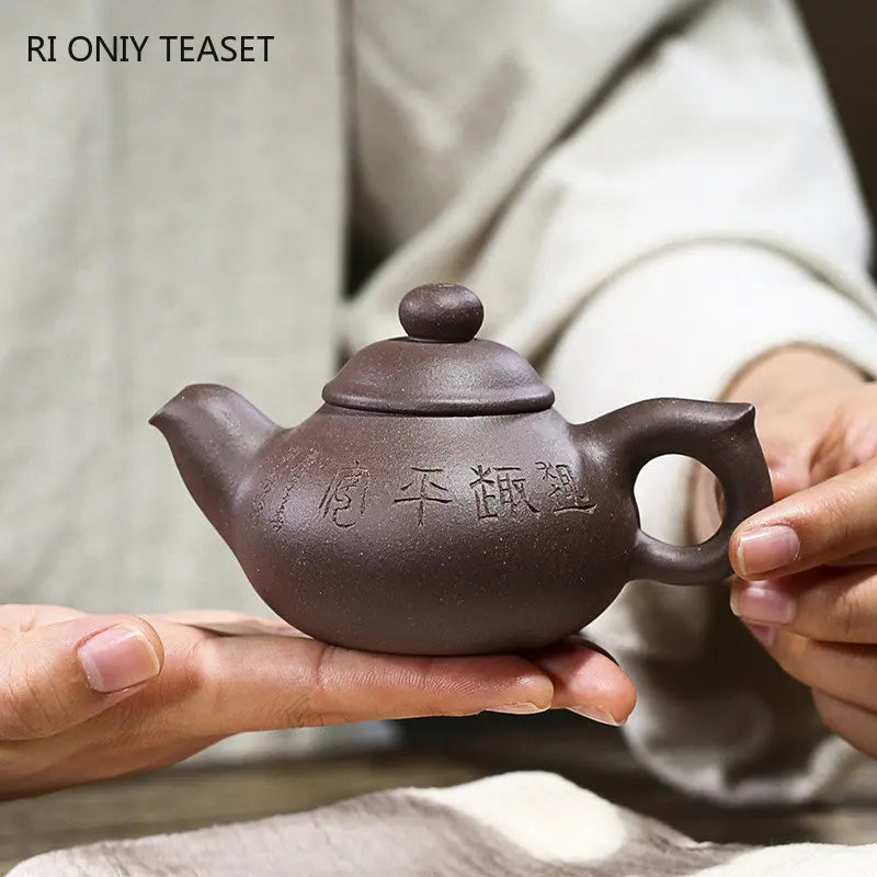 130ml Yixing Purple Clay Teapots Famous Handmade Tea Pot Raw Ore Old Purple Mud Beauty Kettle Chinese Zisha Tea Set Teaware