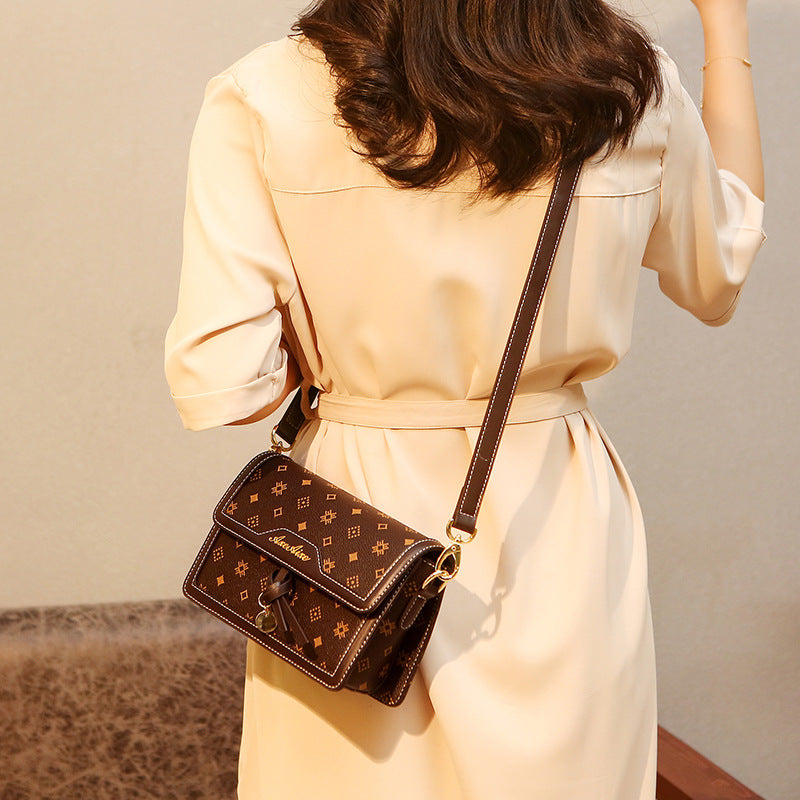 Genuine Leather Small Square Bag for Women, New Korean Fashion Versatile Shoulder Crossbody Purse, Minimalist Everyday Handbag for Ladies