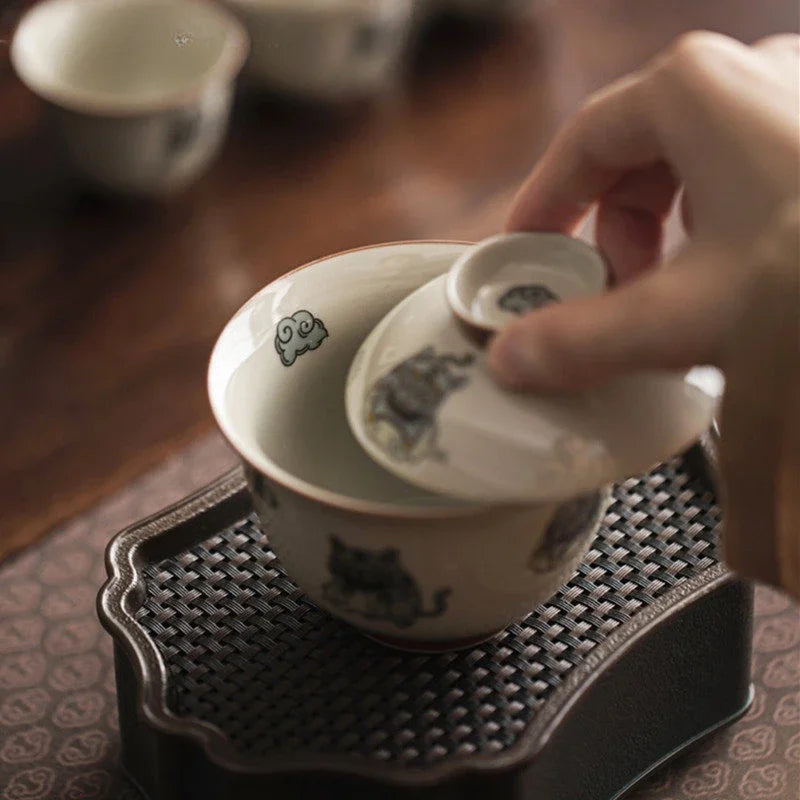 140ml Chinese Style Ceramics Gaiwan Teacup Handmade Tea Infuser Customize Porcelain Teaware Portable Tea Cups with Lid