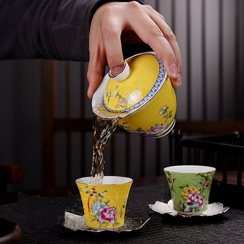 150ml Jingdezhen Ceramic Gaiwan Exquisite Enamel Color Tea Set Chinese Tea Cup with Cover Home Tea Infuser Custom Teaware Gifts