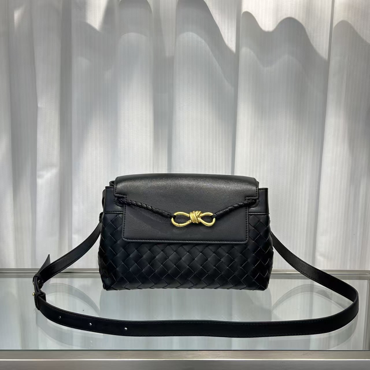 Genuine Leather Andiamo Medium Woven Bag for Men and Women, New Premium Top Handle Shoulder Briefcase Handbag, Versatile Unisex Briefcase for Ladies and Gentlemen