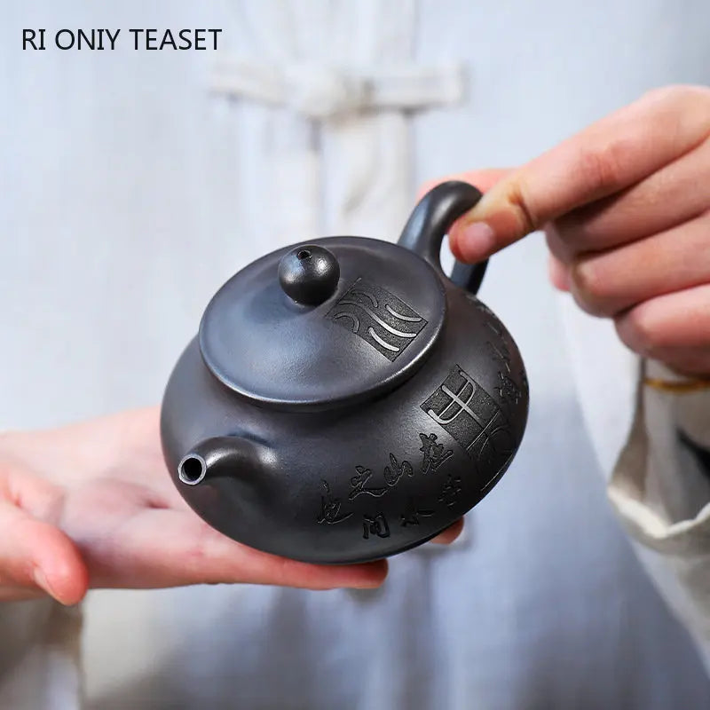 200ml Chinese Yixing Raw Ore Purple Clay Teapots Famous Artists Handmade Tea Pot Kettle Authentic Zisha Tea Set Teaware