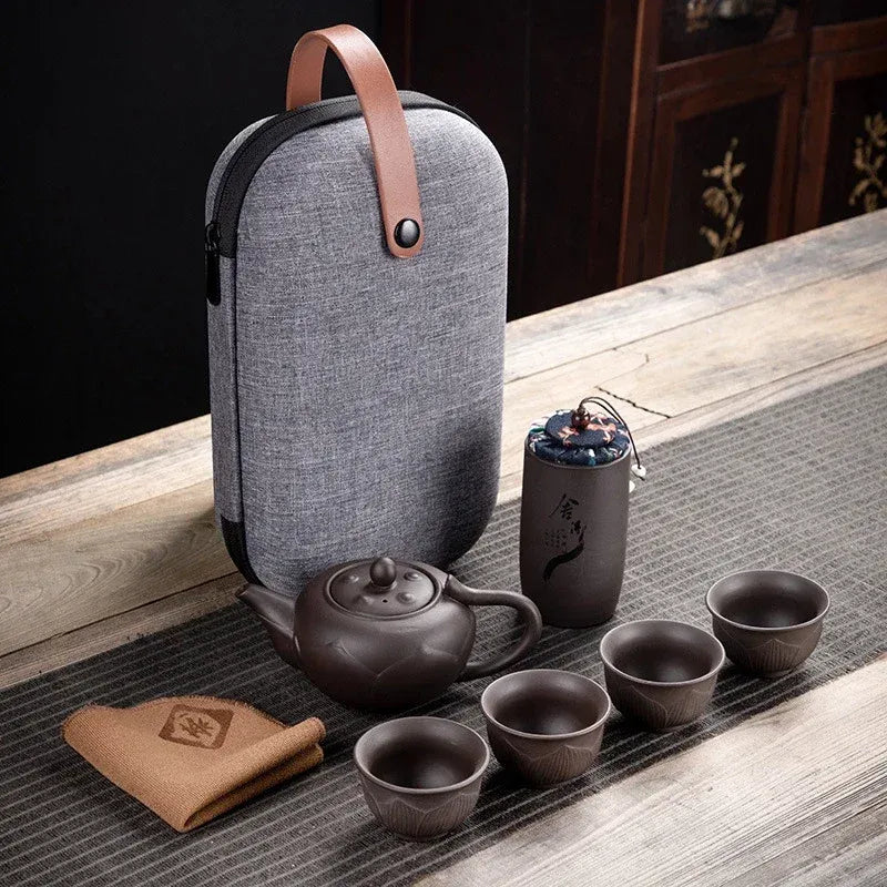 Purple Clay Kung Fu Teapot 230ml Chinese Porcelain Yixing Zisha Tea Pot 4 Cups Kung Fu Travel Tea Cup Handmade Tea Pot Cup Set