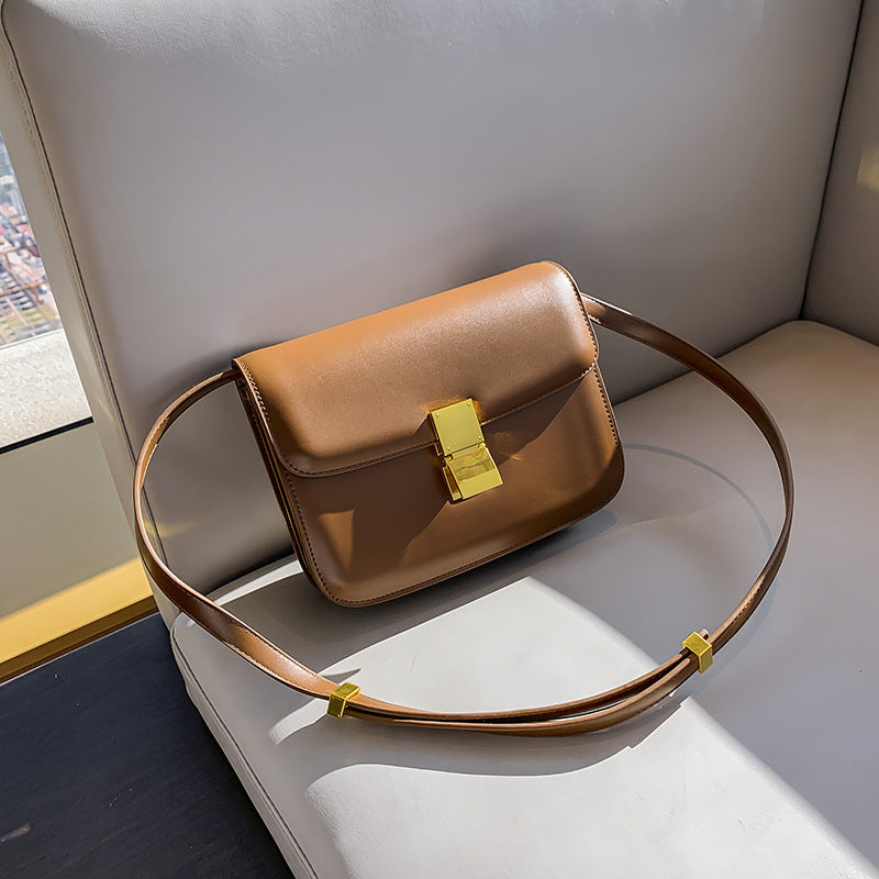 Genuine Leather Vintage Small Square Bag for Women, New Fashionable Shoulder Crossbody Purse, Flight Attendant Handbag for Ladies