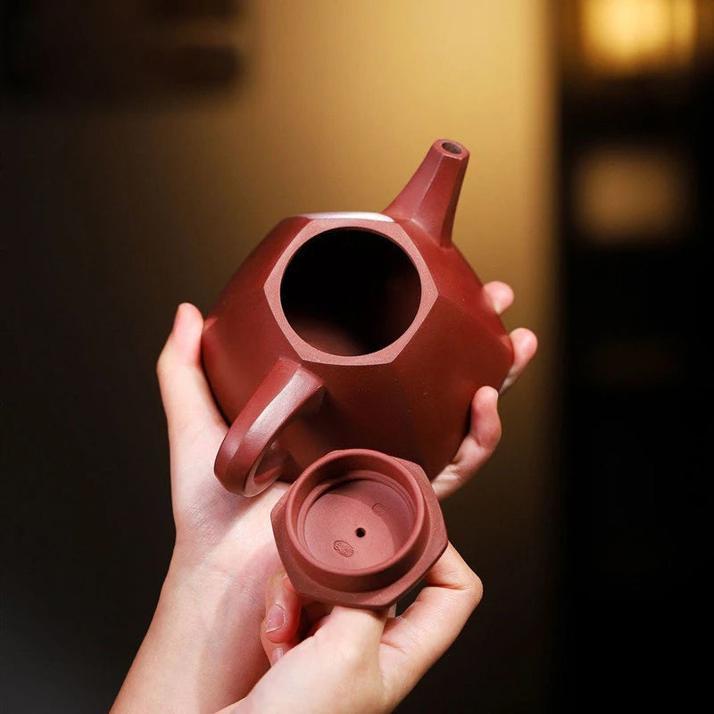 250ml Yixing Purple Clay Teapots Famous Artists Handmade Tea Pot Raw Ore Dragon Blood Sand Kettle Chinese Zisha Tea Set Teaware