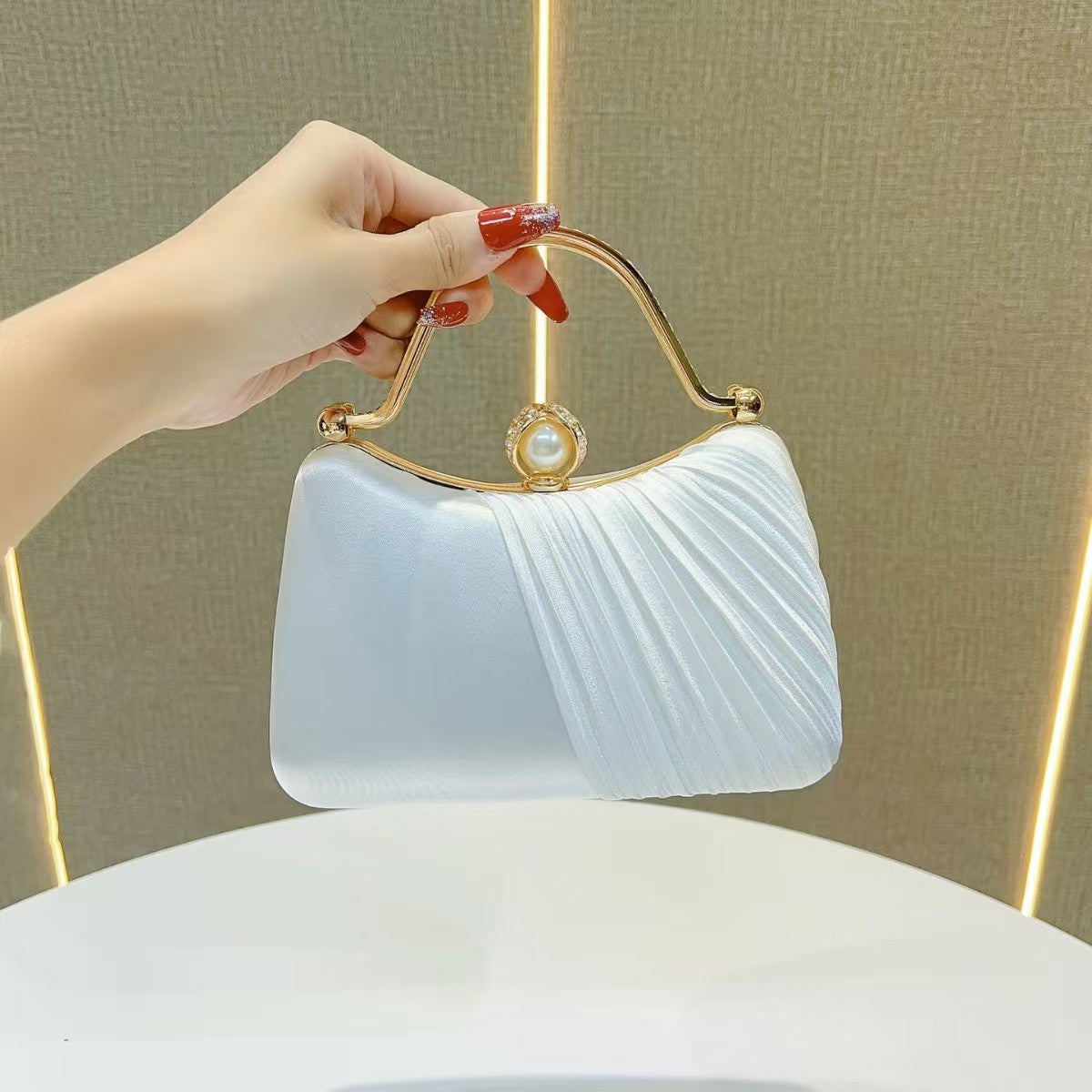 Satin Pleated Evening Clutch for Women, New Formal Gown Chain Purse, Elegant Wedding Party Handbag for Ladies