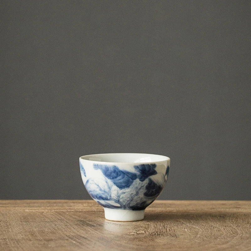 2pcs/lot Jingdezhen Ice Crack Ceramic Teacup Hand Painted Tea Bowl Chinese Retro Single Cup Master Tea Cups Teaware Accessories