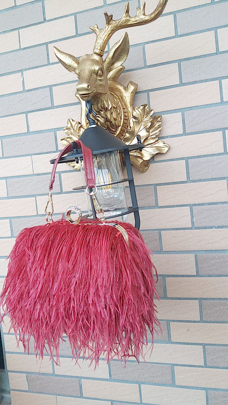 Genuine Ostrich Feather Evening Bag for Women, Fashionable Chain Shoulder Purse, Trendy Clutch Handbag for Parties and Weddings