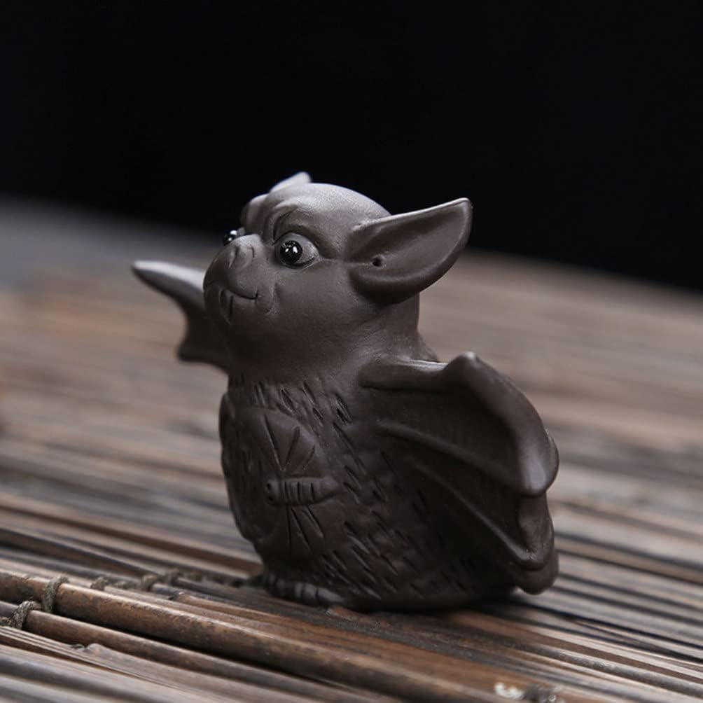 Yardwe Tea Pet Adornment 2pcs Chinese Zisha Tea Pet Bat Figurine Kung Fu Tea Pet Feng Shui Animal Decoration Attract Wealth Tea Pet for Tea Tray Tea Ceremony Accessories Bat Desktop Ornament