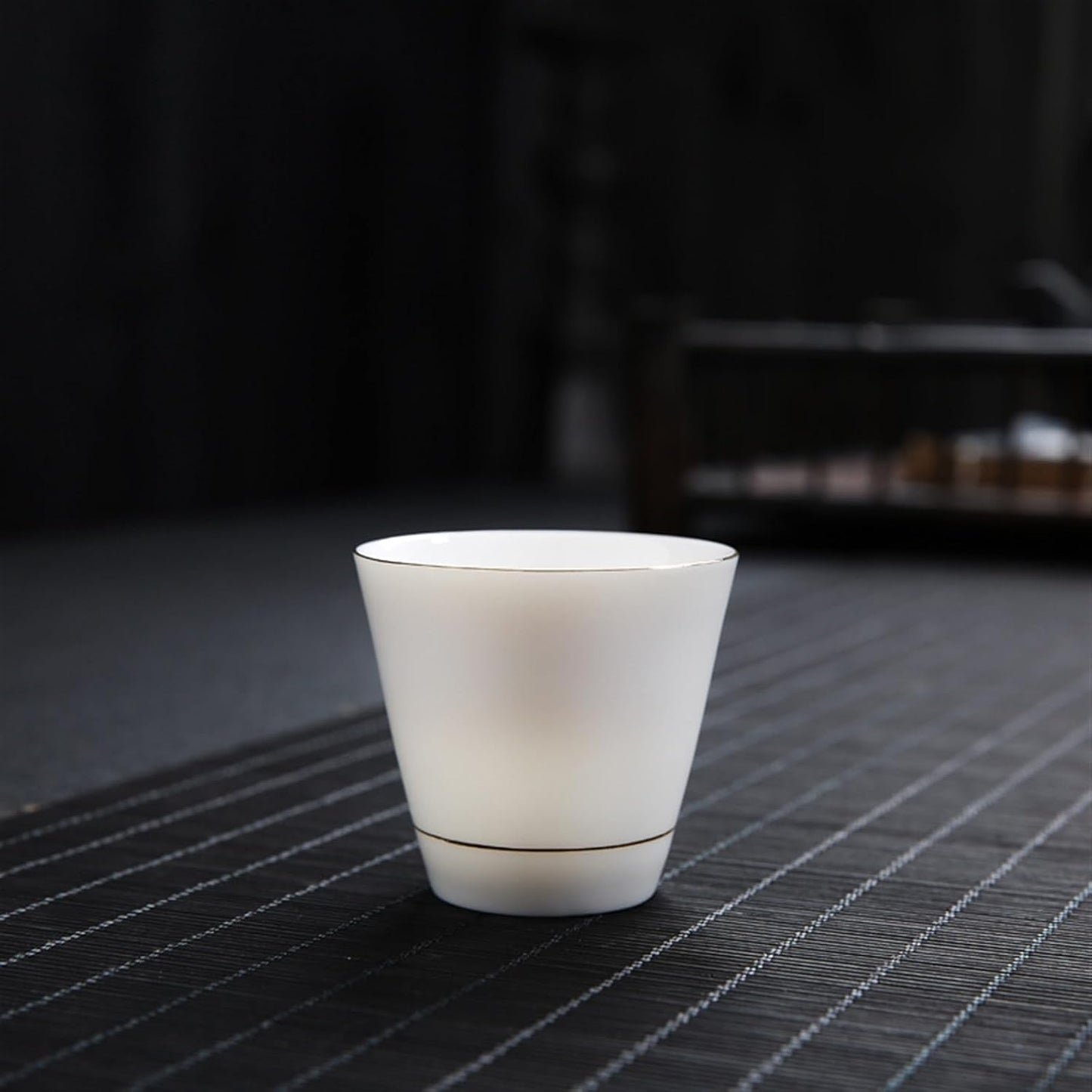 Chinese/Japanese Tea Set Chinese White Porcelain tea cup Kung Fu Tea Set Ceramic Tea bowl Creative handmade cups Small wine glass Phnom Penh teacups gift Portable Teapot Set Tea Gift set ( Size : Styl
