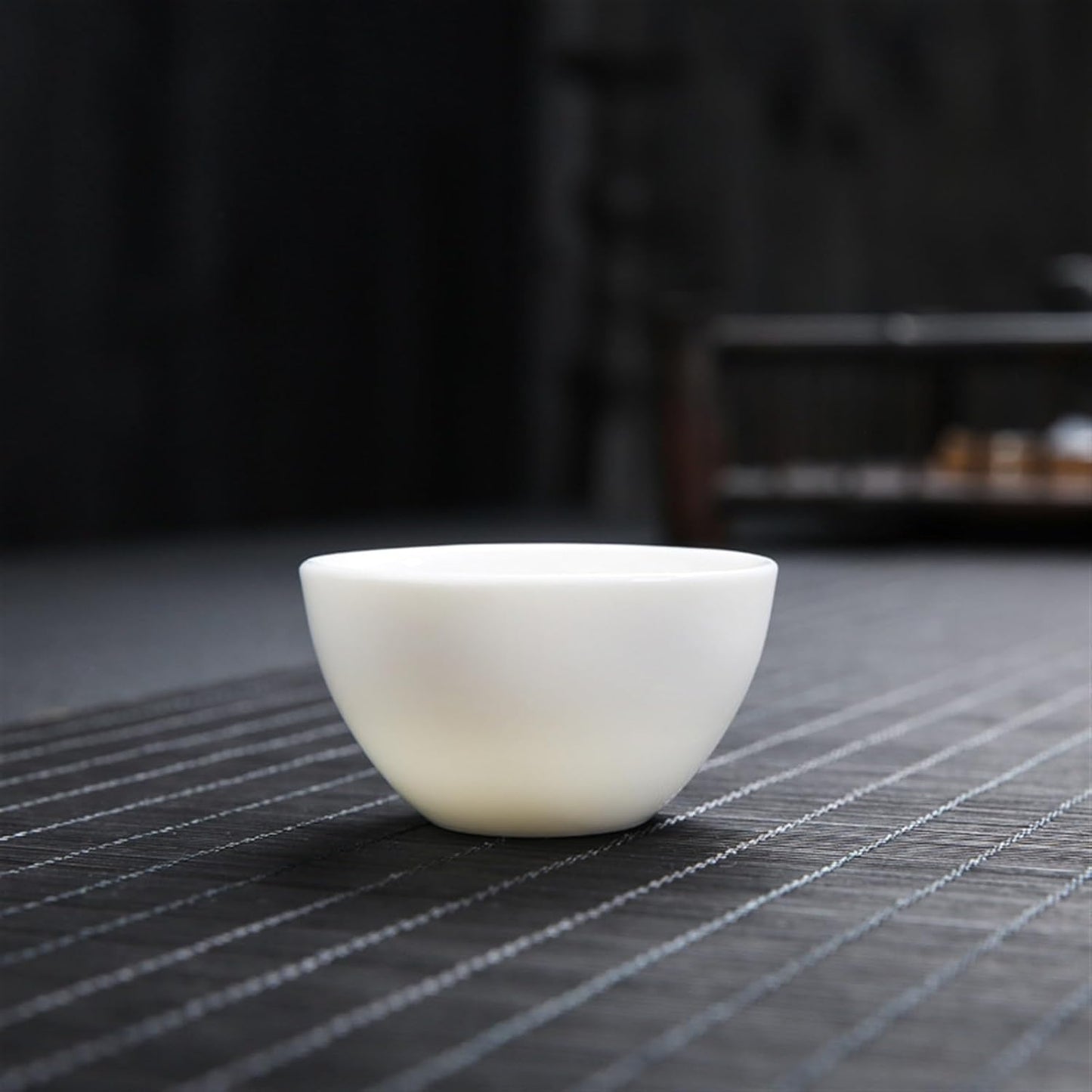 Chinese/Japanese Tea Set Chinese White Porcelain tea cup Kung Fu Tea Set Ceramic Tea bowl Creative handmade cups Small wine glass Phnom Penh teacups gift Portable Teapot Set Tea Gift set ( Size : Styl