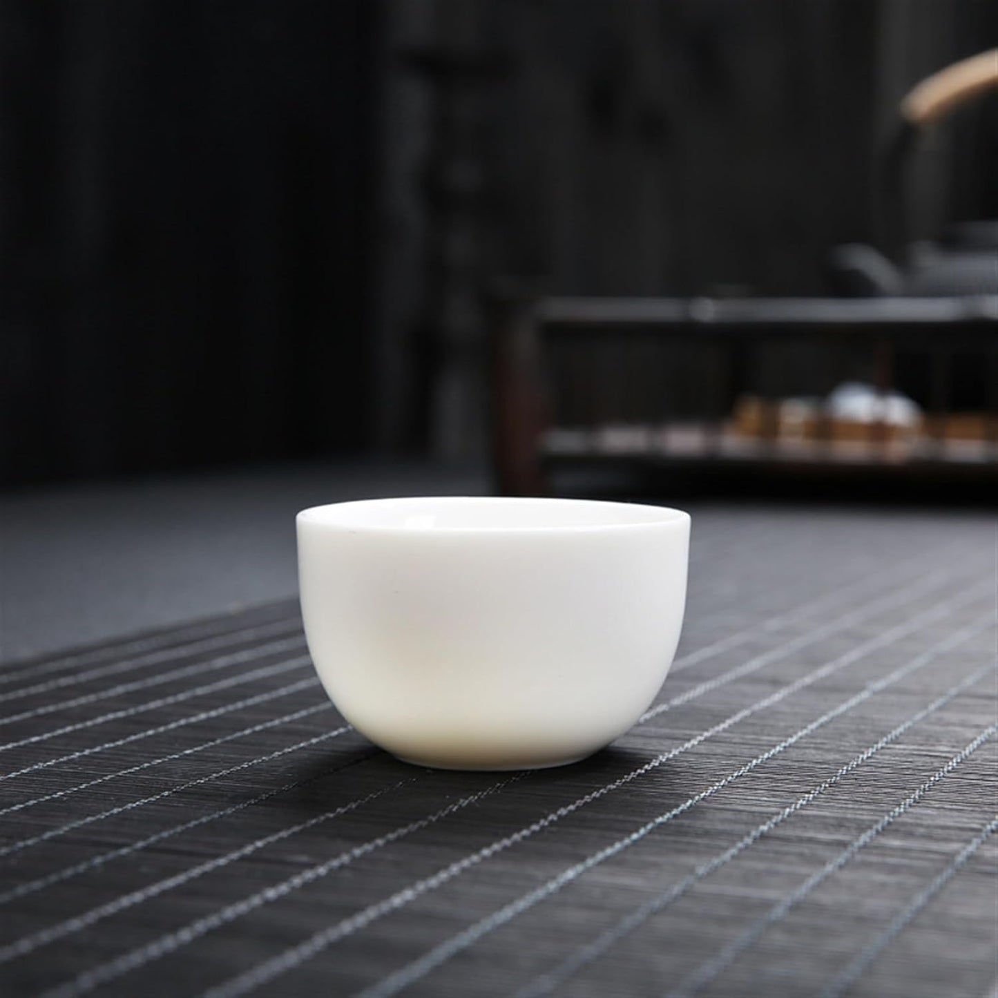 Chinese/Japanese Tea Set Chinese White Porcelain tea cup Kung Fu Tea Set Ceramic Tea bowl Creative handmade cups Small wine glass Phnom Penh teacups gift Portable Teapot Set Tea Gift set ( Size : Styl