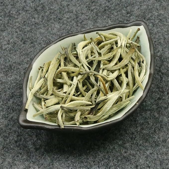 Spring White Tea Premium Bai Hao Yin Zhen Kungfu Tea White Tea (100g*2 Bags)