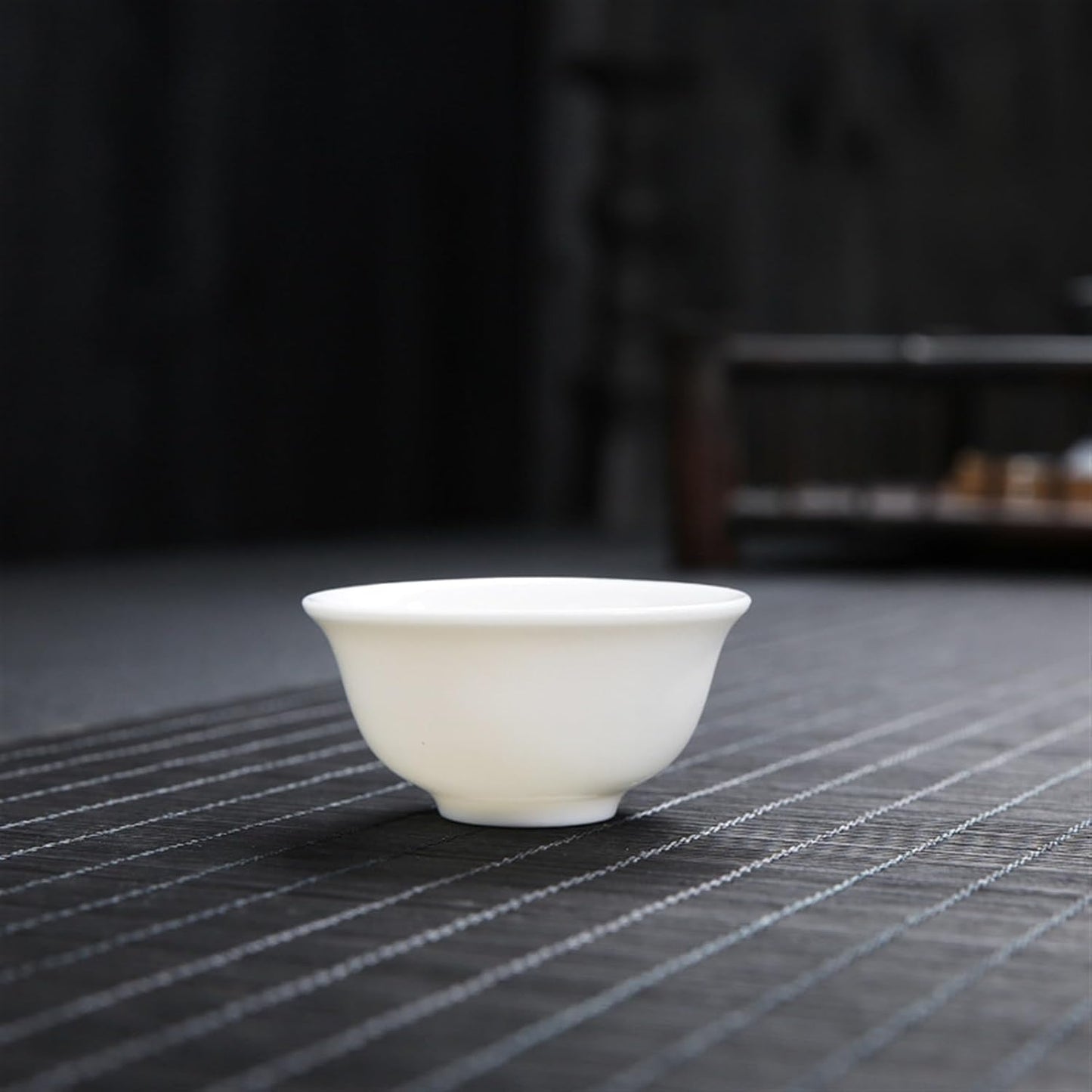 Chinese/Japanese Tea Set Chinese White Porcelain tea cup Kung Fu Tea Set Ceramic Tea bowl Creative handmade cups Small wine glass Phnom Penh teacups gift Portable Teapot Set Tea Gift set ( Size : Styl