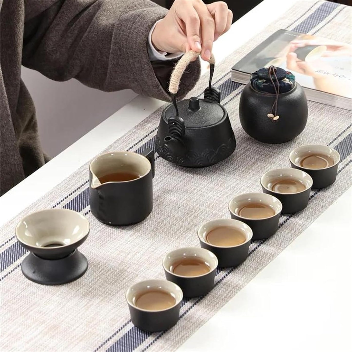 Afternoon Tea Set Black Pottery Kung Fu Tea Set Household Simple Ceramic Teapot Teacup Set of Gift Box Tea Set for Adults (Color : C)